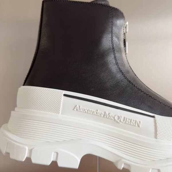Alexander Mcqueen  Zipper Black and White