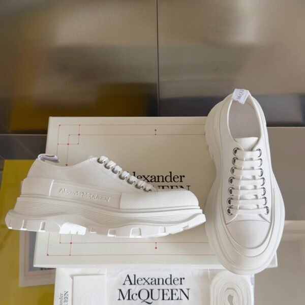 Alexander Mcqueen Tread Slick White