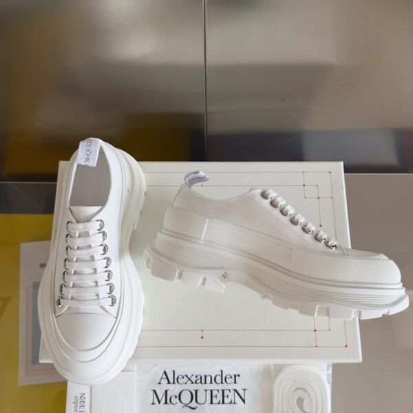 Alexander Mcqueen Tread Slick White