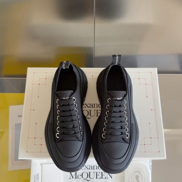 Alexander Mcqueen  Tread Slick  Black