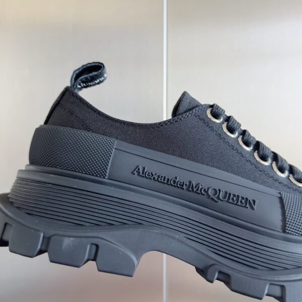 Alexander Mcqueen  Tread Slick  Black