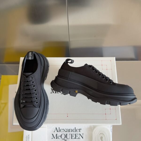 Alexander Mcqueen  Tread Slick  Black