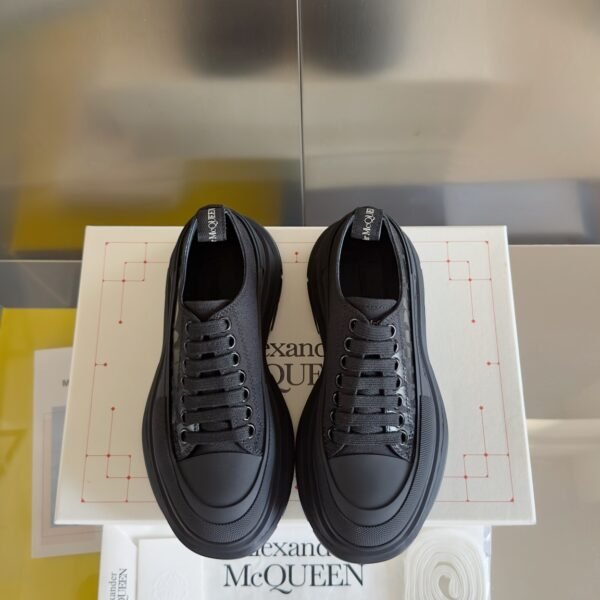 Alexander Mcqueen  Tread Slick  Black