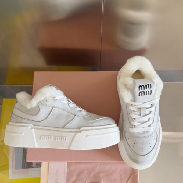 Miu Miu  Sneaker  White Grey