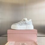 Miu Miu  Sneaker  White Grey