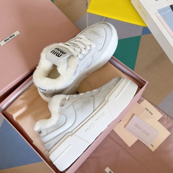 Miu Miu  Sneaker  White Grey