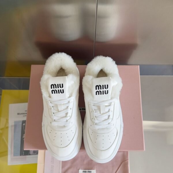 Miu Miu  Sneaker  White Winter