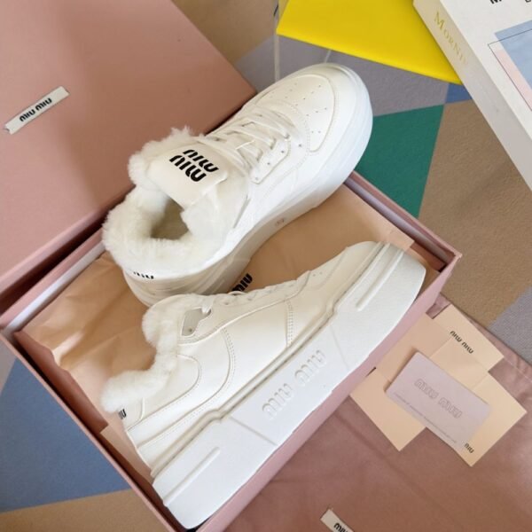 Miu Miu  Sneaker  White Winter