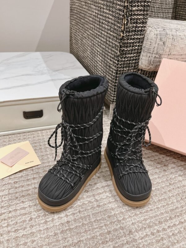 Miu Miu  Snow Long  Boots Down Wrinkles Black