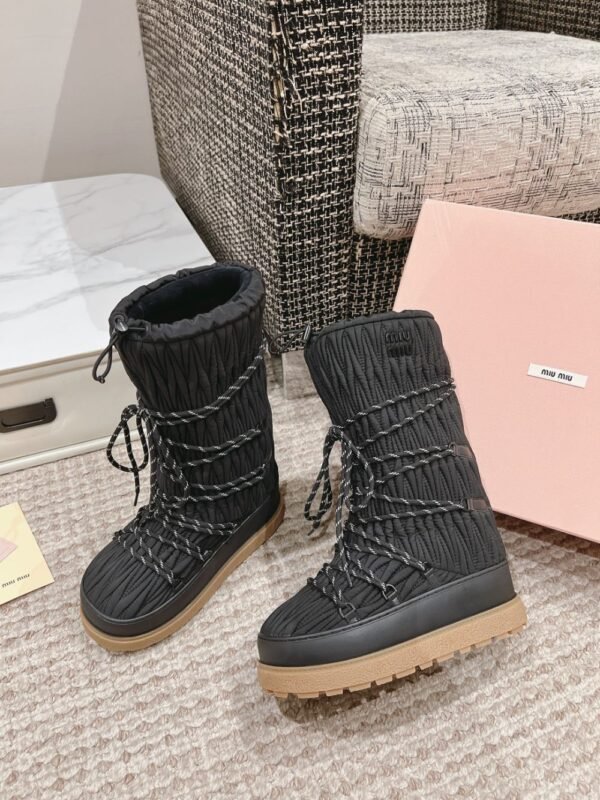 Miu Miu  Snow Long  Boots Down Wrinkles Black