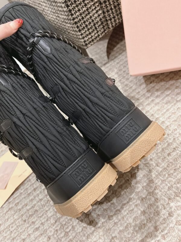 Miu Miu  Snow Long  Boots Down Wrinkles Black