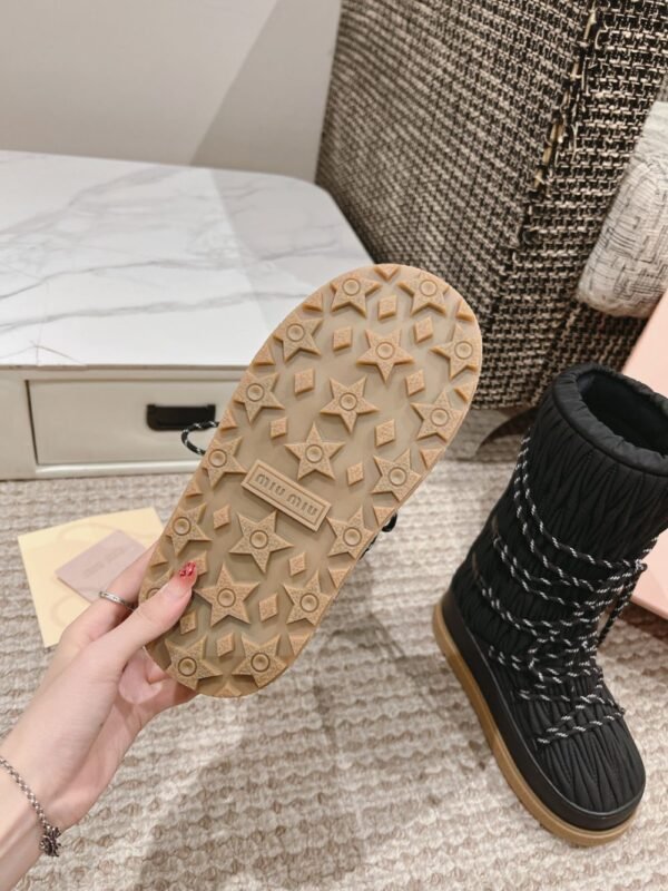 Miu Miu  Snow Long  Boots Down Wrinkles Black