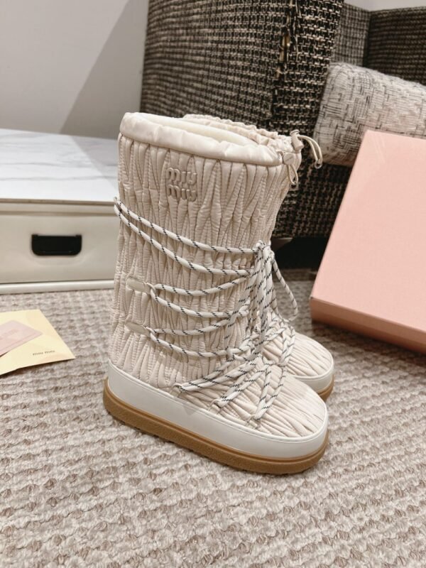 Miu Miu  Snow  Boots Long Down Wrinkles Cream