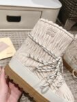Miu Miu  Snow  Boots Down Wrinkles Cream