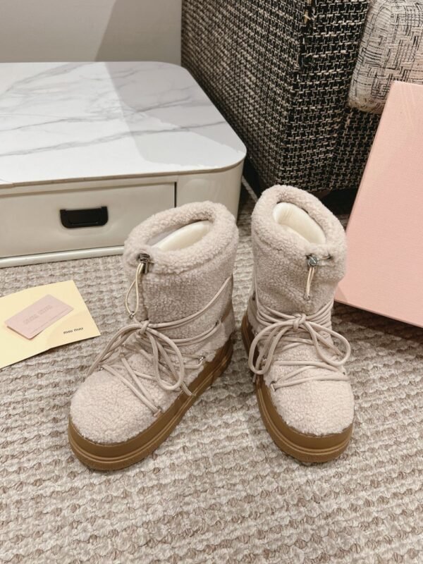 Miu Miu  Snow  Boots Down  Cream