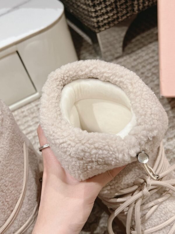 Miu Miu  Snow  Boots Down  Cream