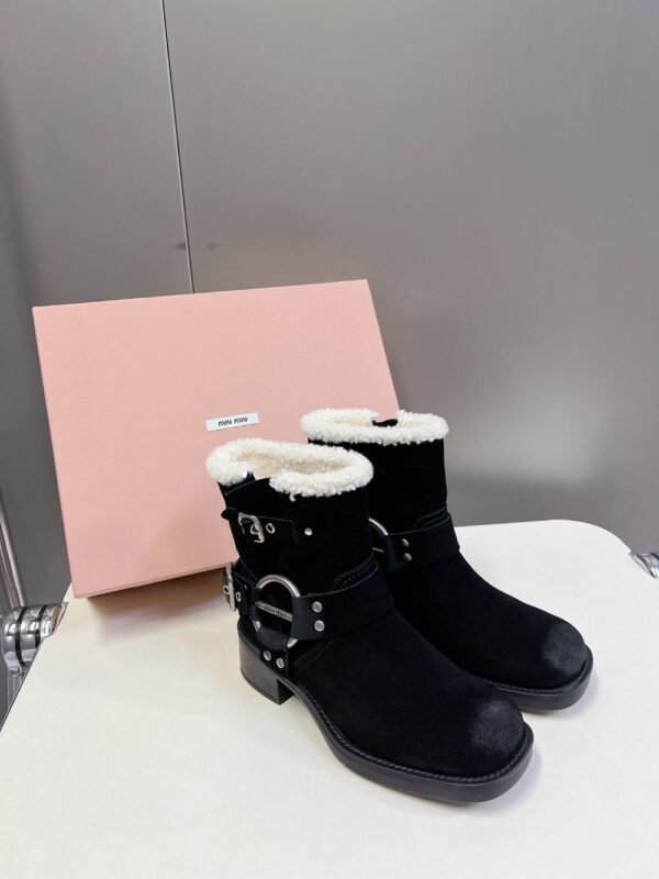 Miu Miu Boots Winter Black