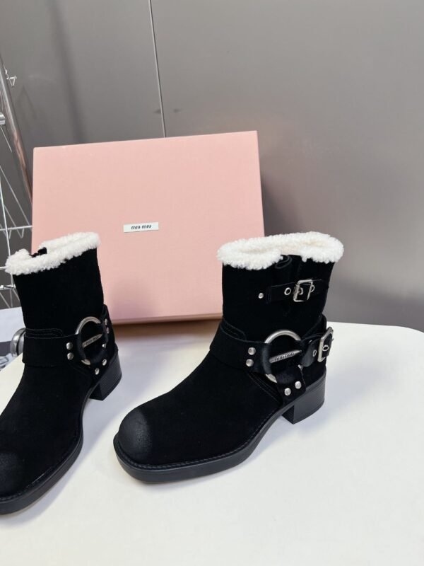 Miu Miu Boots Winter Black