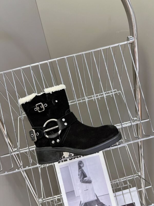 Miu Miu Boots Winter Black