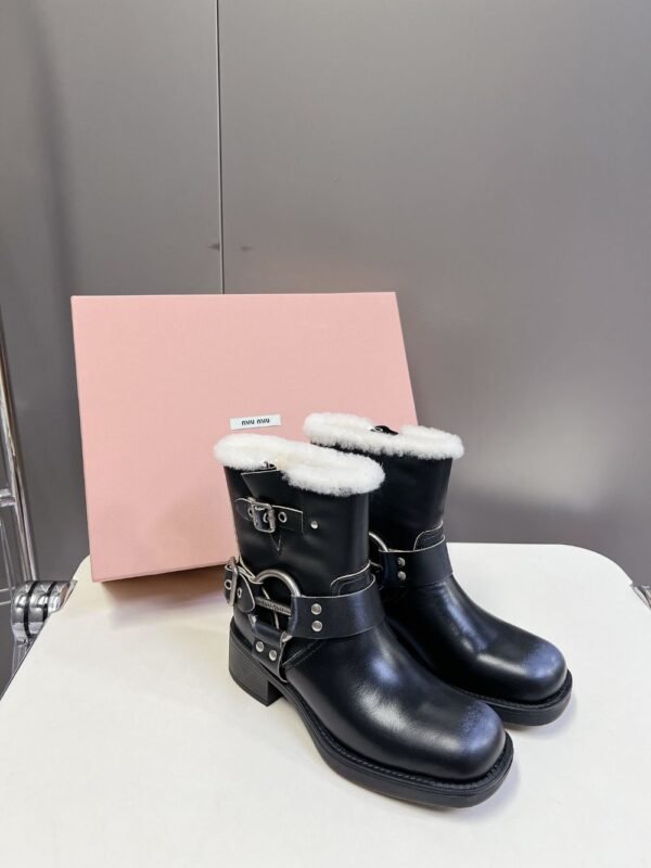 Miu Miu Boots Winter Leather Black
