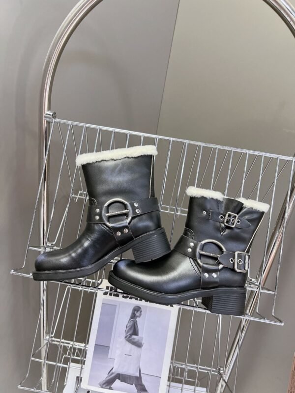 Miu Miu Boots Winter Leather Black