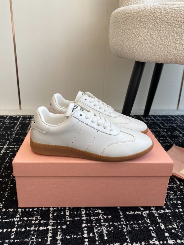 Miu Miu  GAT White