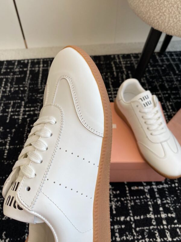 Miu Miu  GAT White