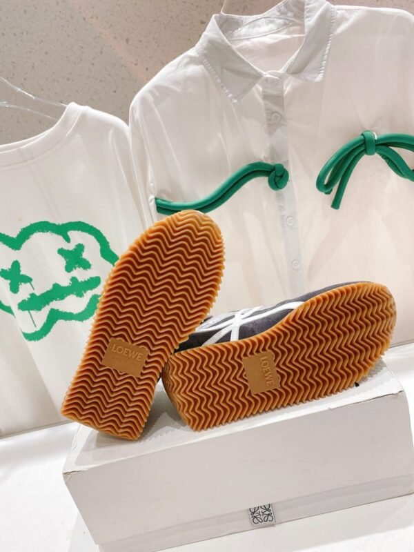 Loewe Sneaker 23ss  Black Grey Silver