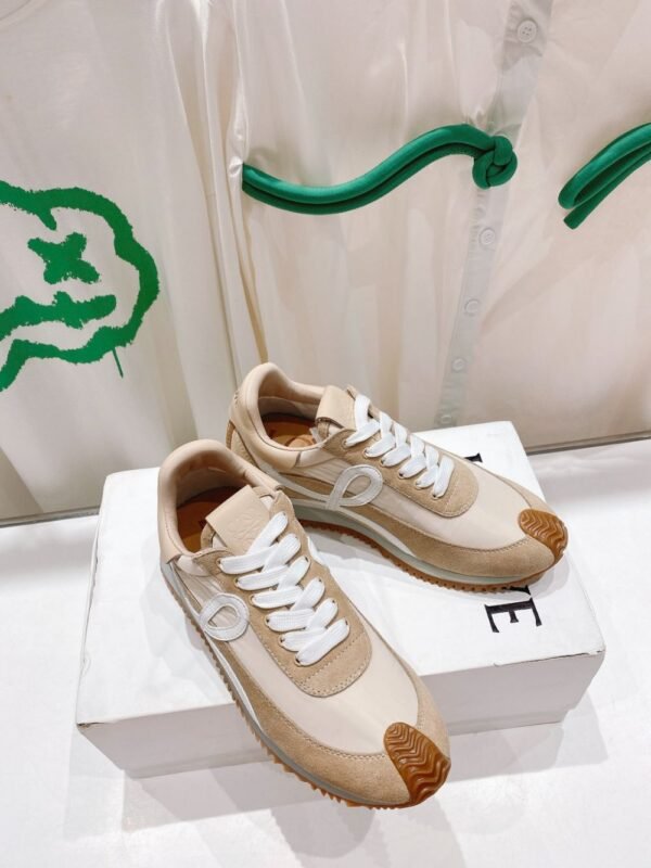Loewe Sneaker 23ss  Khaki White