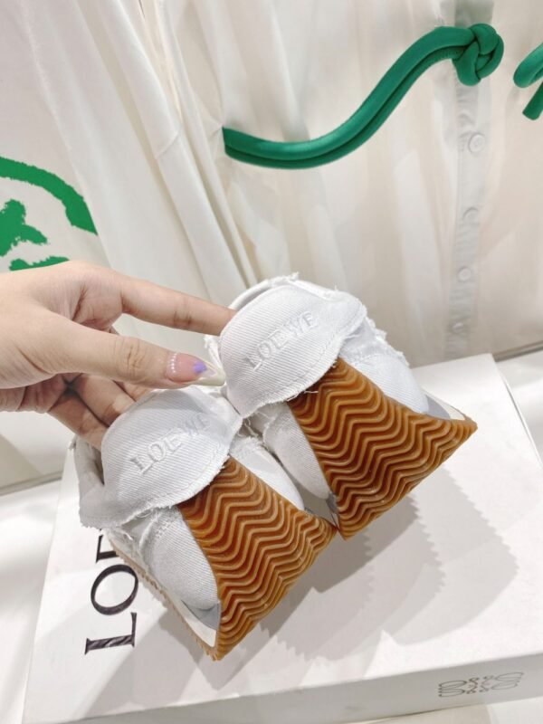 Loewe Sneaker 23ss   White