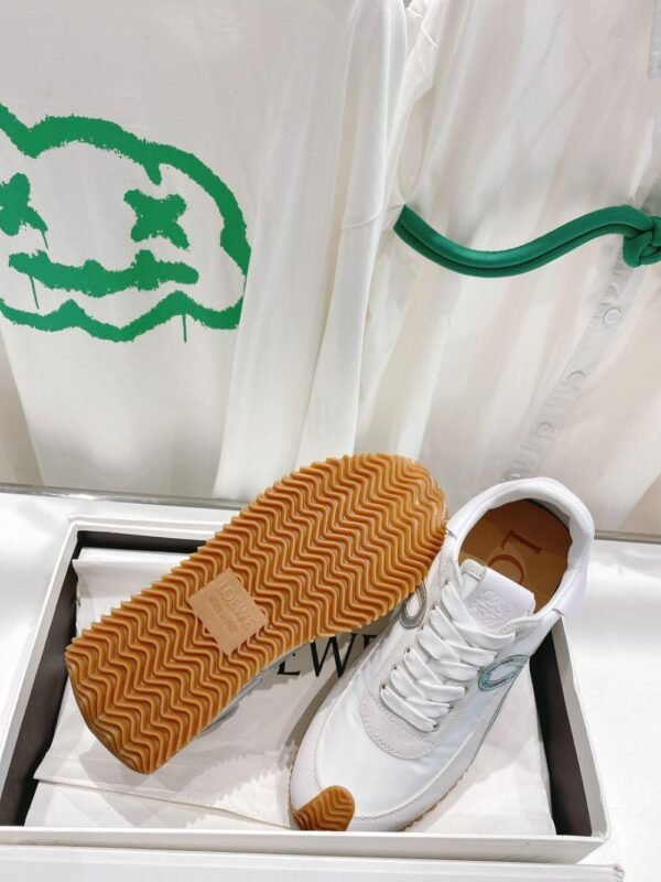 Loewe Sneaker 23ss  White and Silver
