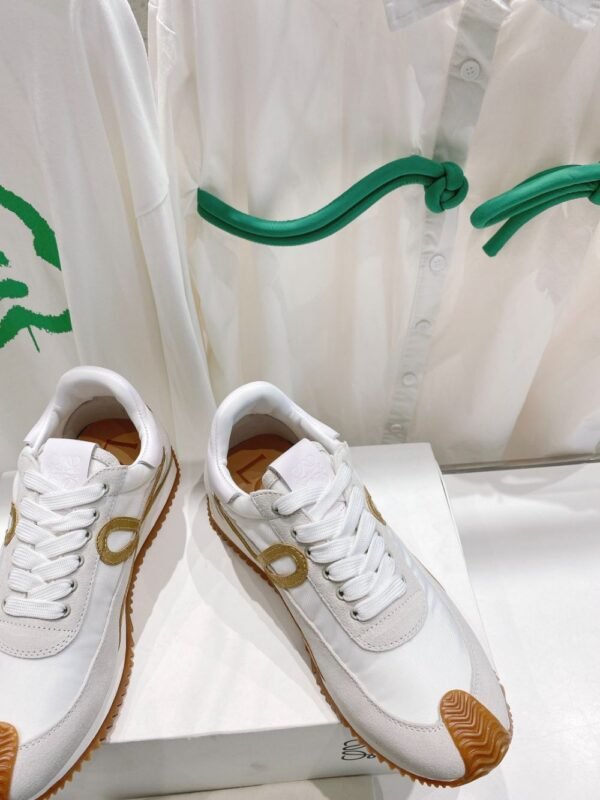 Loewe Sneaker 23ss White and Gold
