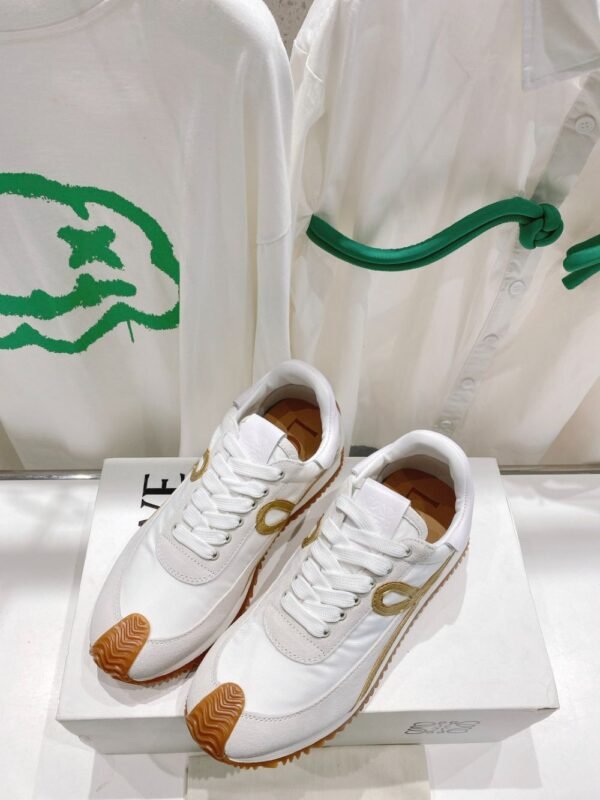 Loewe Sneaker 23ss White and Gold