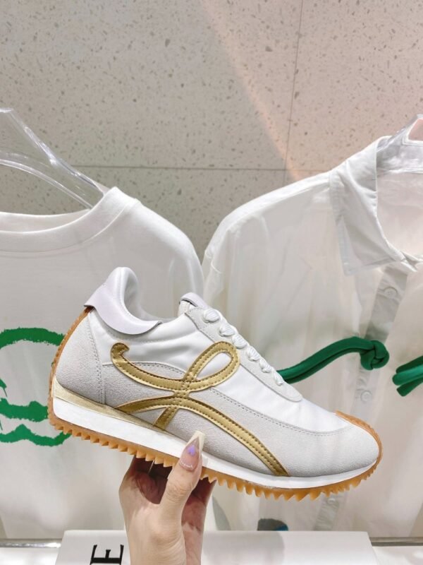 Loewe Sneaker 23ss White and Gold