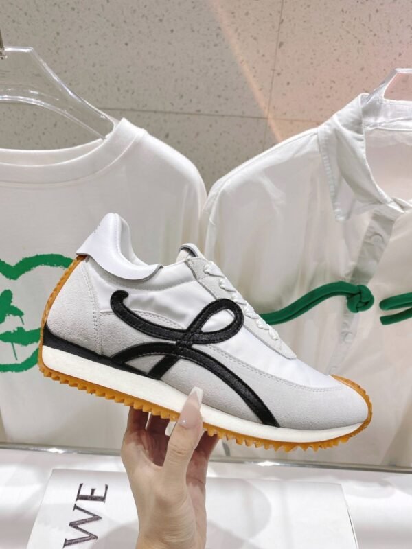 Loewe Sneaker 23ss White and Black
