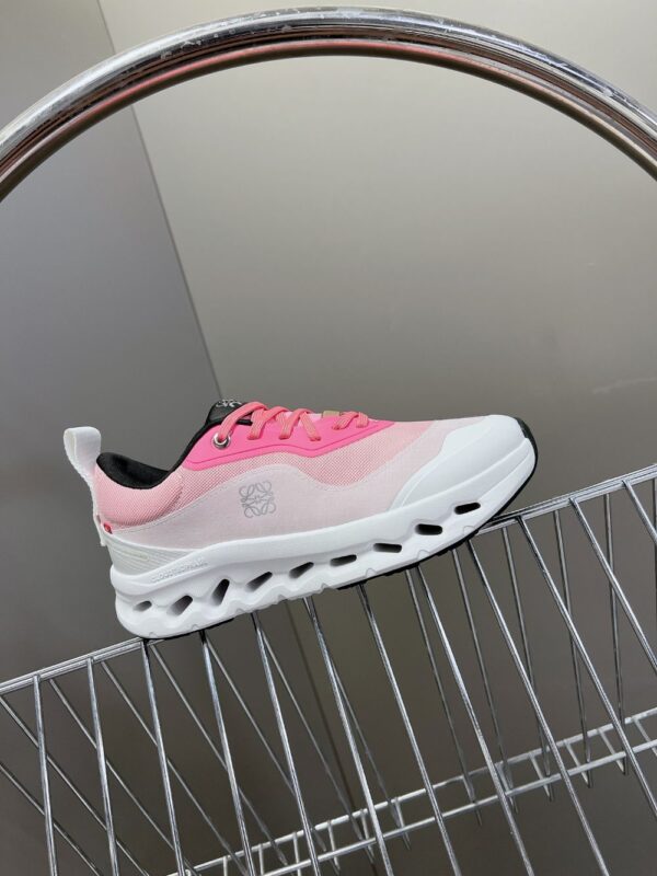 Loewe Sneakers Pink White