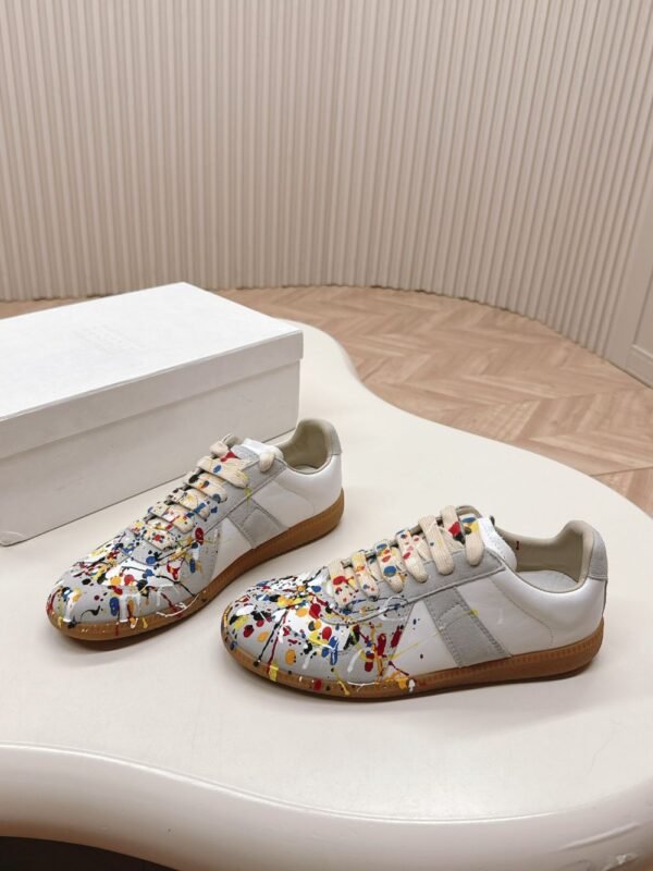 MM6 Maison Margiela 24ss White Grey Graffiti