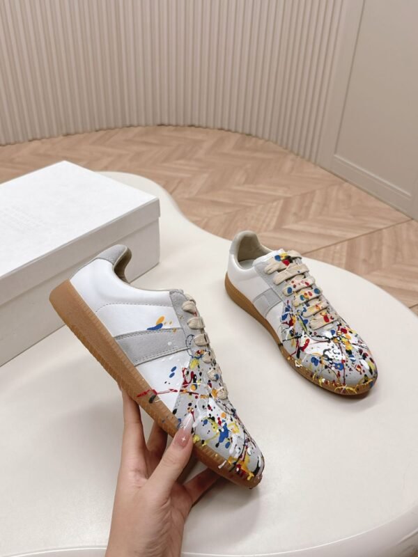 MM6 Maison Margiela 24ss White Grey Graffiti