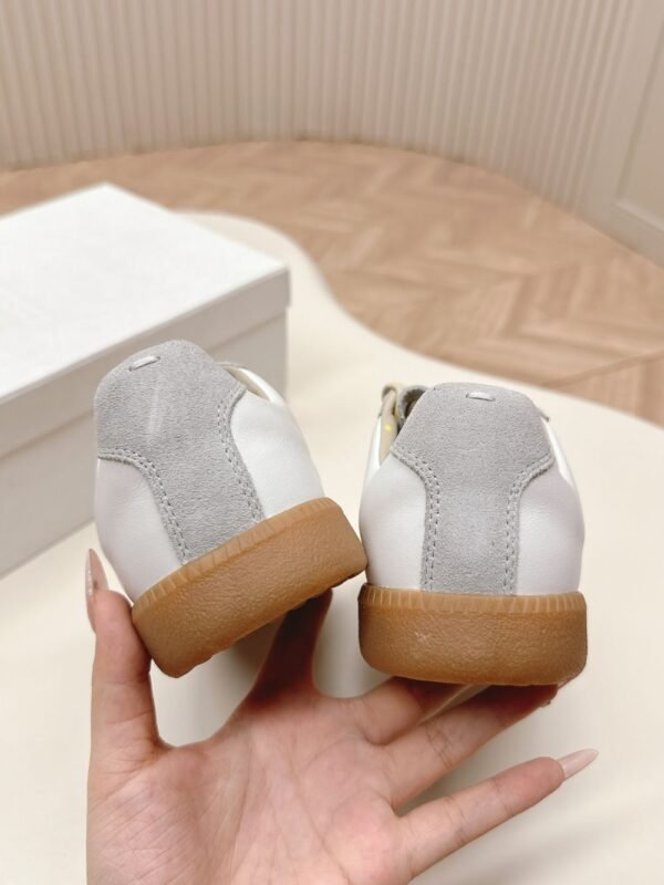 MM6 Maison Margiela 24ss White Grey Graffiti