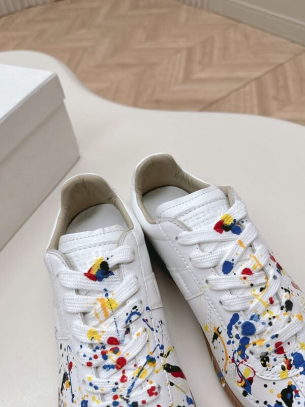 MM6 Maison Margiela 24ss White Graffiti