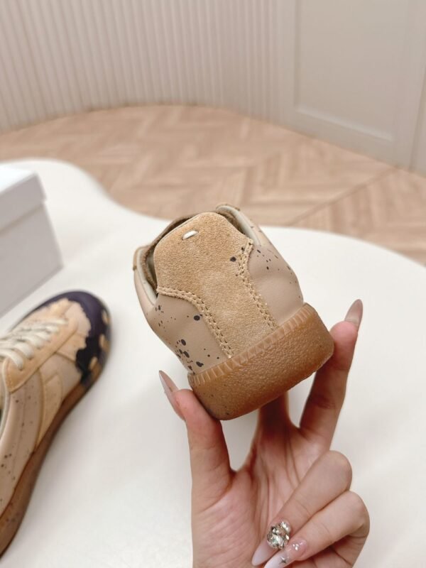 MM6 Maison Margiela 24ss Brown