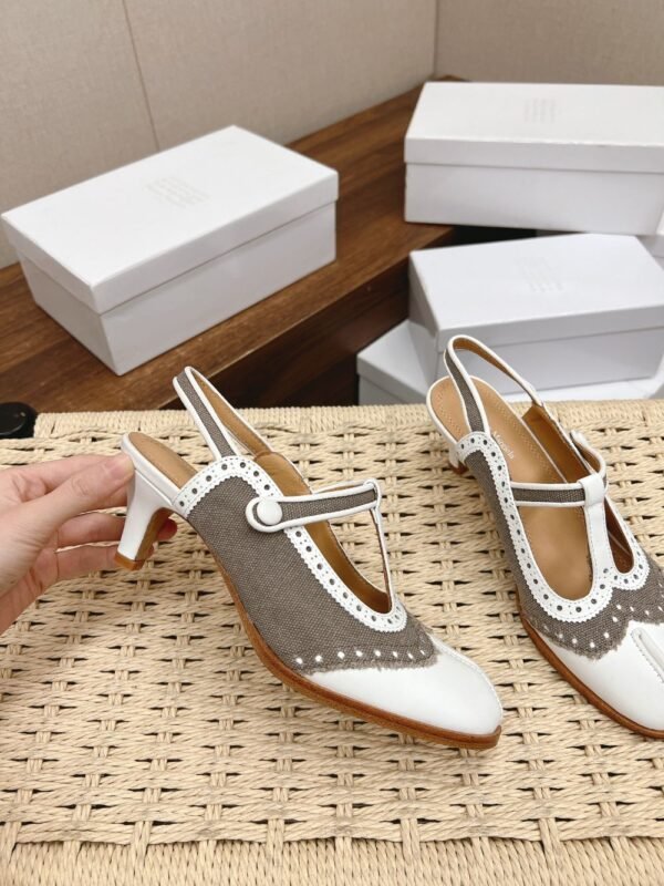 MM6 Tabi White and Brown