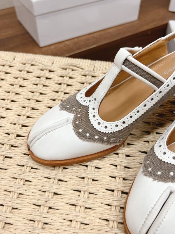 MM6 Tabi White and Brown