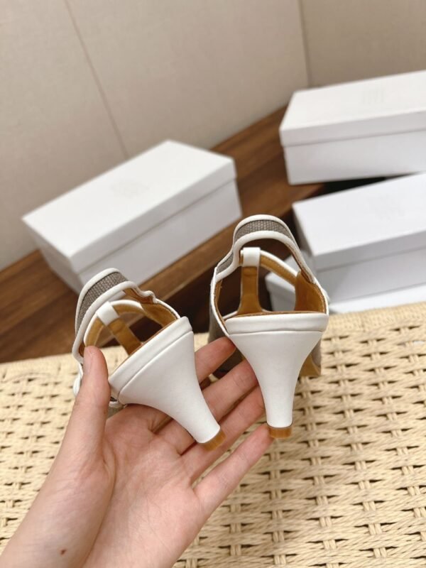 MM6 Tabi White and Brown