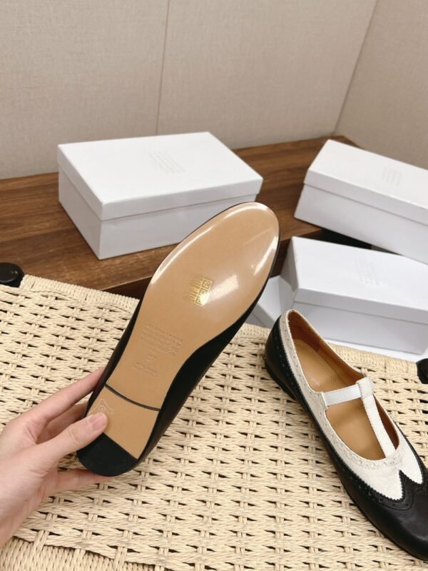 MM6 Tabi White and Black