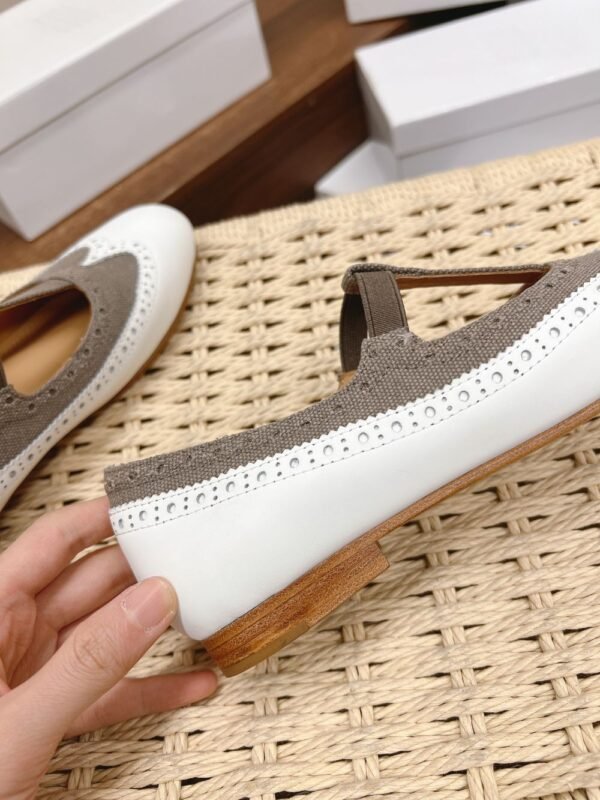 MM6 Tabi White and Brown