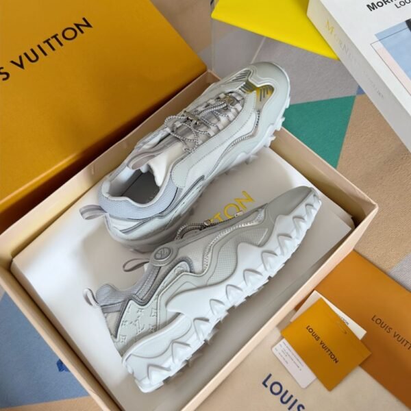 Louis Vuitton Run Women White Grey