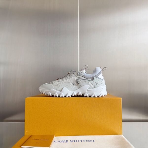 Louis Vuitton Run Women White Grey