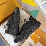 Louis Vuitton Run Women Black