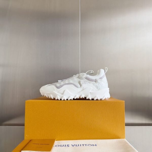 Louis Vuitton Run Women White